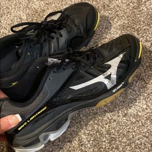 Mizuno Volleyball Shoes